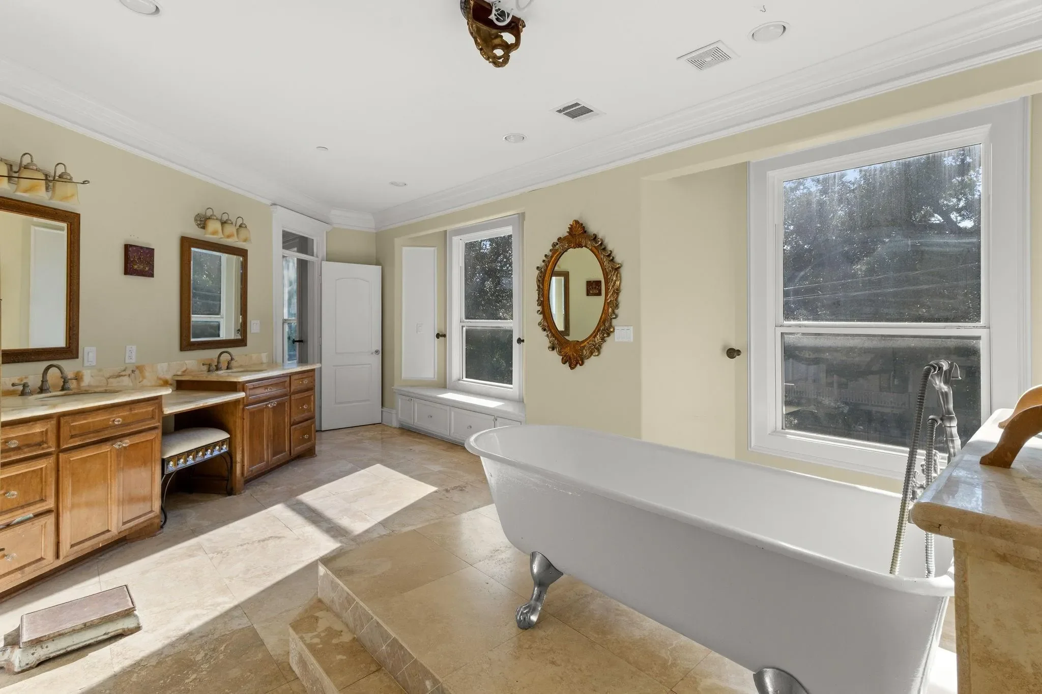 3012 Houston Avenue Avenue, Houston, Texas, United States. - Photo 19