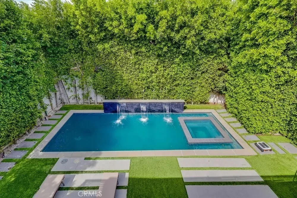 737 N Cherokee Avenue, Los Angeles, California, United States. - Photo 26