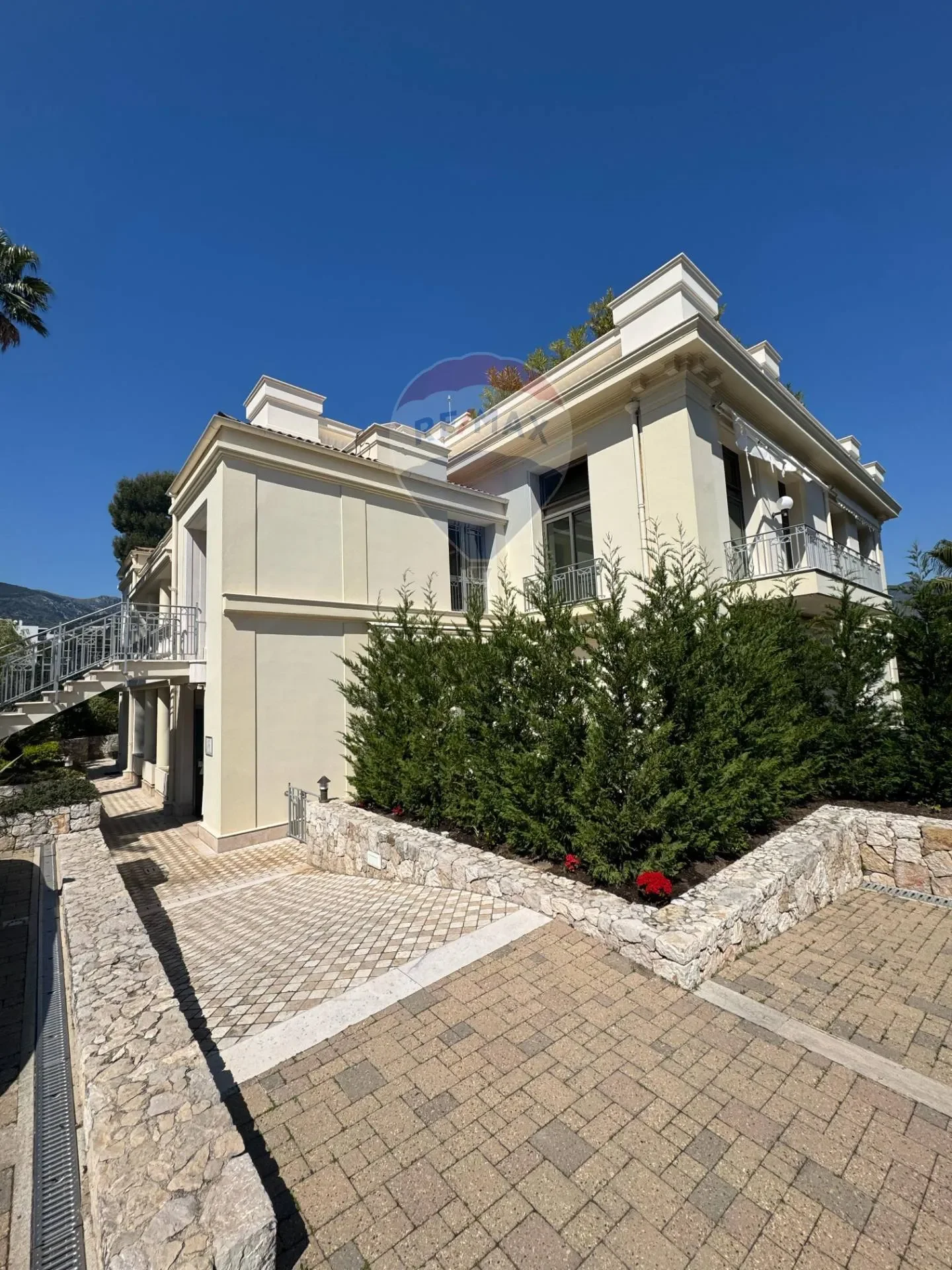 allee Monte Cristo 7, Roquebrune-Cap-Martin, Provence-Alpes-Côte d'Azur, France. - Photo 6