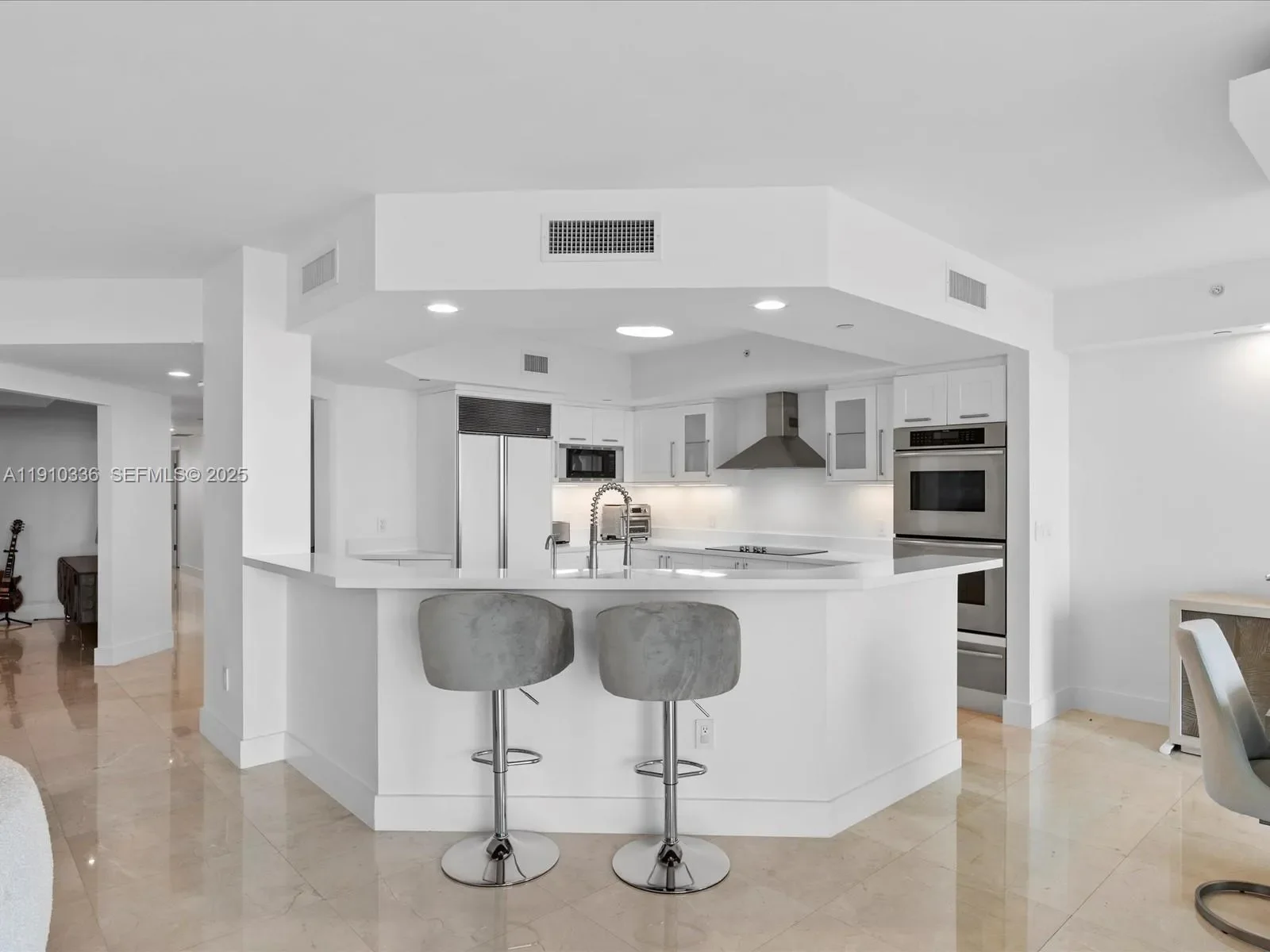 3301 NE 183rd St 2706, Golden Beach, Florida, United States. - Photo 8