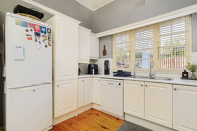 3 Amhurst Avenue Newlands, Cape Town, WC 7700, Cape Town, Western Cape, South Africa. - Photo 13
