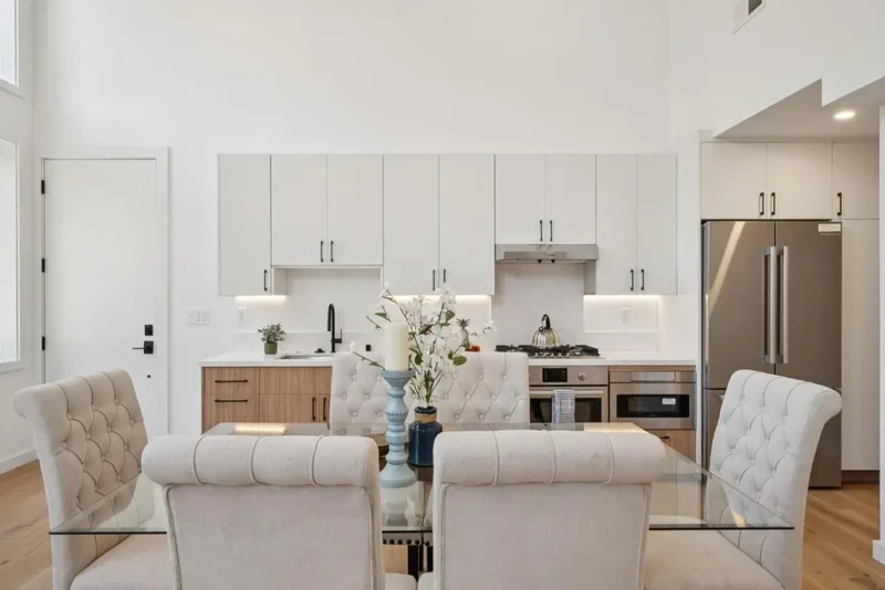 1433 Floribunda Avenue, Burlingame, California, United States. - Photo 13