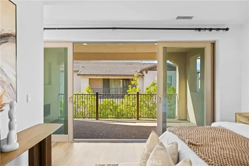 18 Windrow Road, Irvine, California, United States. - Photo 22