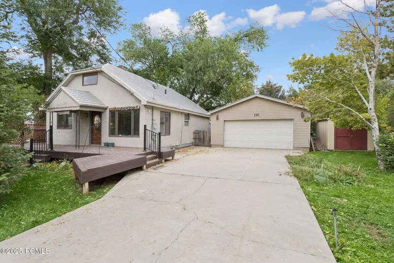 Cozy Mountain Living with Small Town Charm on a Full Acre