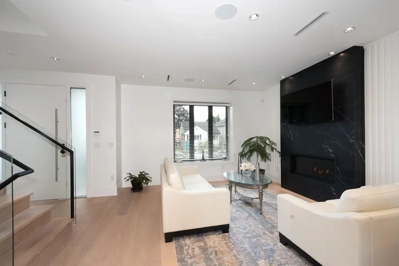 2765 E 27th Avenue, Vancouver, BC V5R 1N4, Vancouver, British Columbia, Canada. - Photo 19