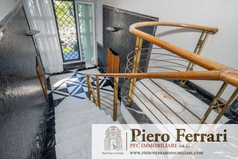 Pozzuoli, Campania, Italy. - Photo 73