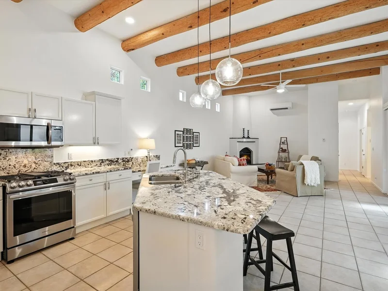 16 Coyote Pass Road, Santa Fe, NM 87508, Santa Fe, New Mexico, United States. - Photo 30