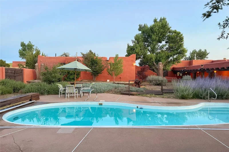54 Rons Road, Santa Fe, NM 87508, Santa Fe, New Mexico, United States. - Photo 3