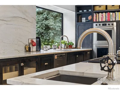 Thumbnail 32