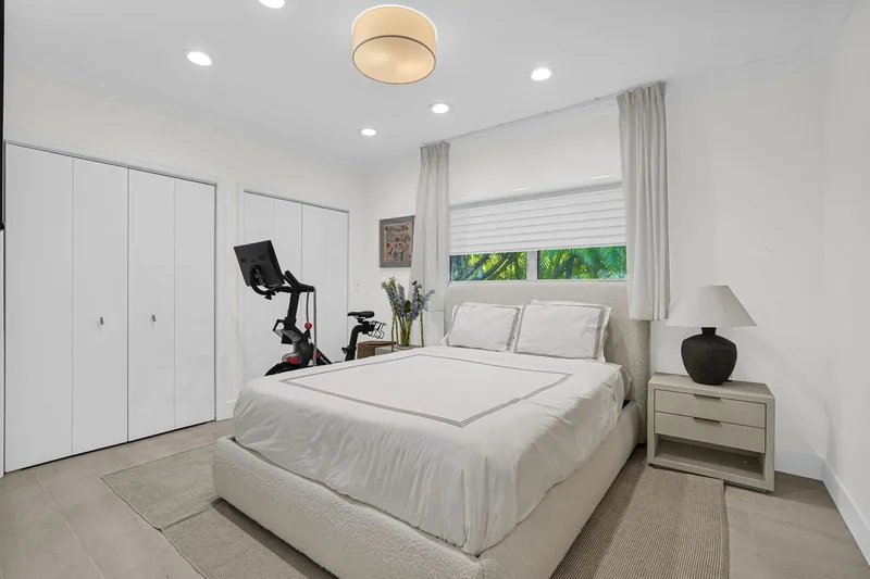 145 Bal Bay Dr , Bal Harbour, FL 33154, Bal Harbour, Florida, United States. - Photo 16