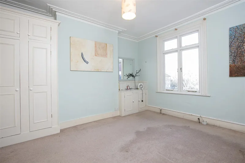 Grove Park, Camberwell, SE5, London, England, United Kingdom. - Photo 37