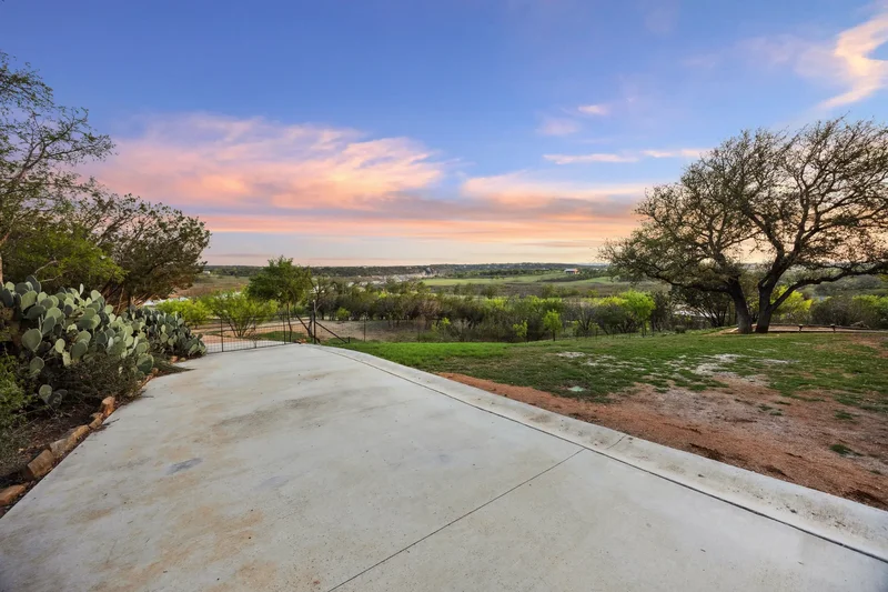 259 Chimney Cove Drive , Marble Falls, TX 78654, Marble Falls, Texas, United States. - Photo 35