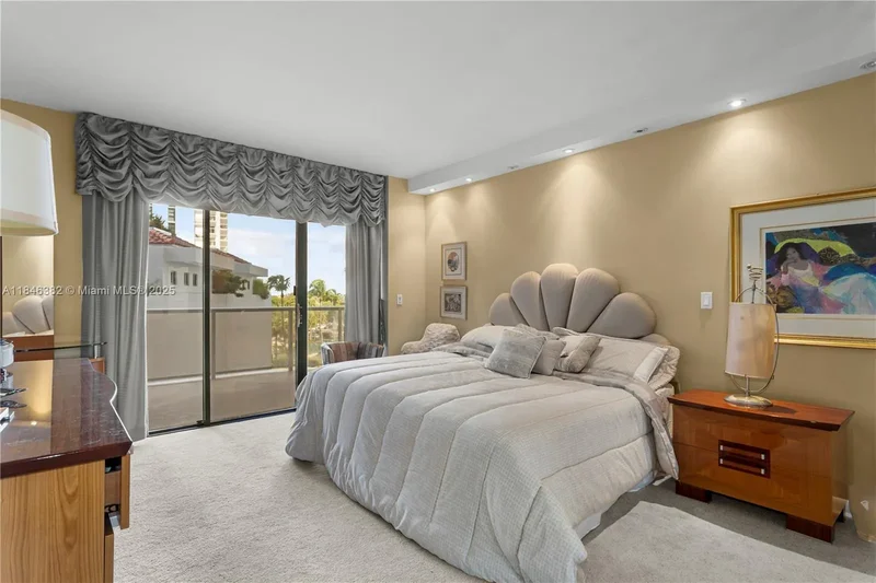 20281 E Country Club Dr, Aventura, Florida, United States. - Photo 17