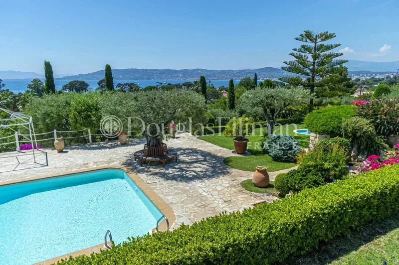 Antibes, Provence-Alpes-Côte d'Azur, France. - Photo 27