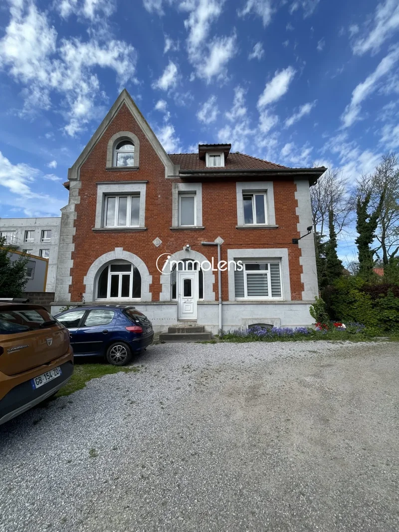 pas de calais, Lens, Hauts-de-France, France. - Photo 7