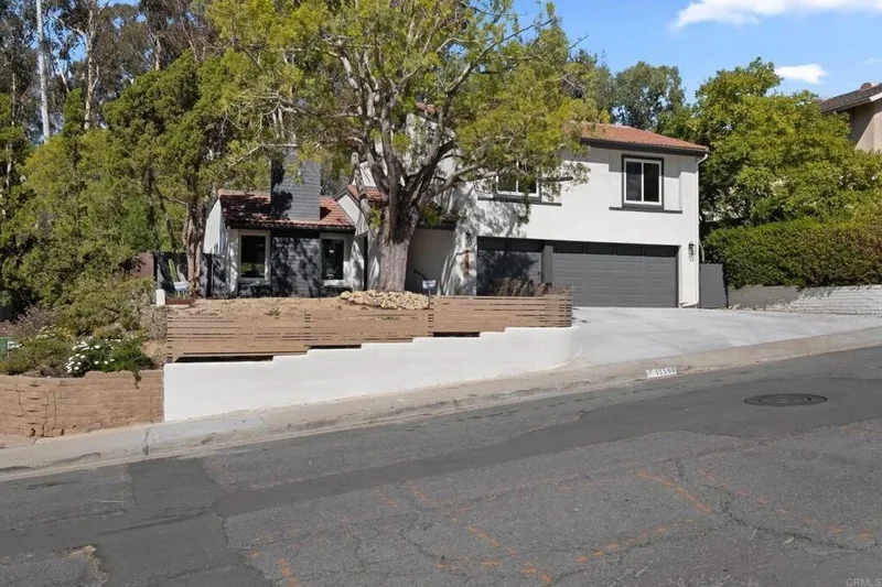10594 Rookwood Drive, San Diego, California, United States. - Photo 34