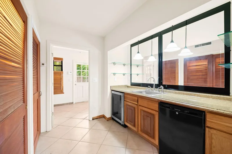 629 SW 8th Ter, Fort Lauderdale, Florida, United States. - Photo 19