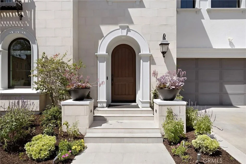 93 Interstellar, Irvine, California, United States. - Photo 47