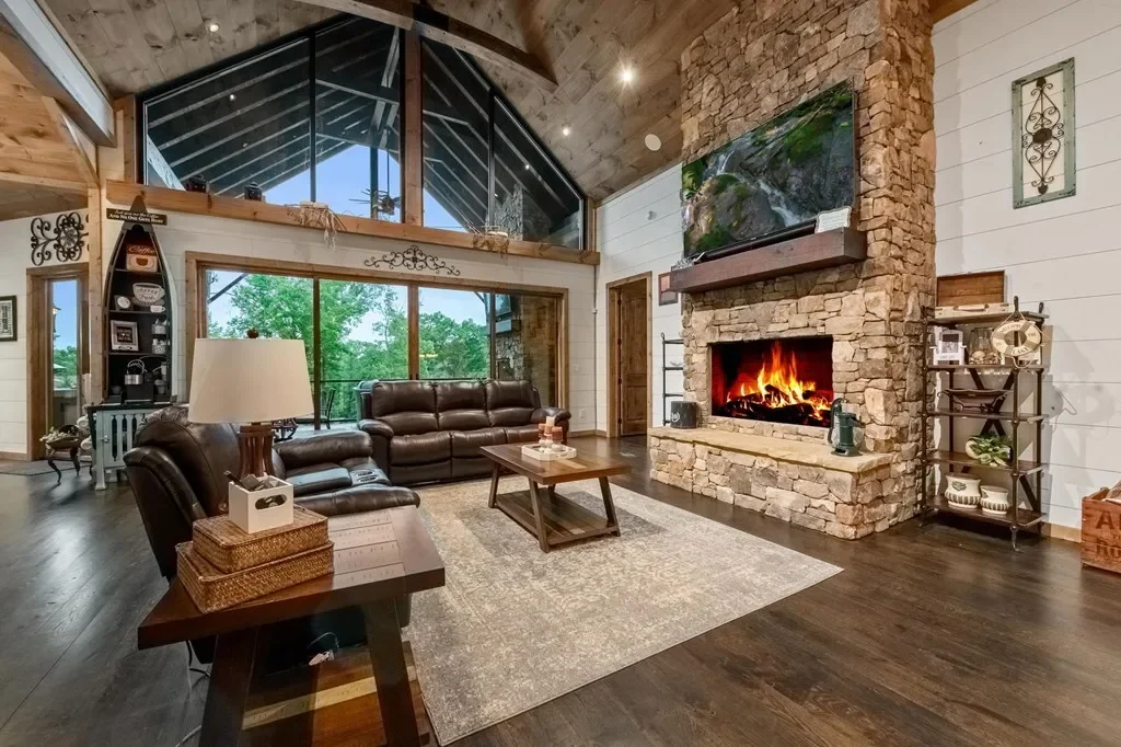 66 Rome Point, Blue Ridge, Georgia, United States. - Photo 2