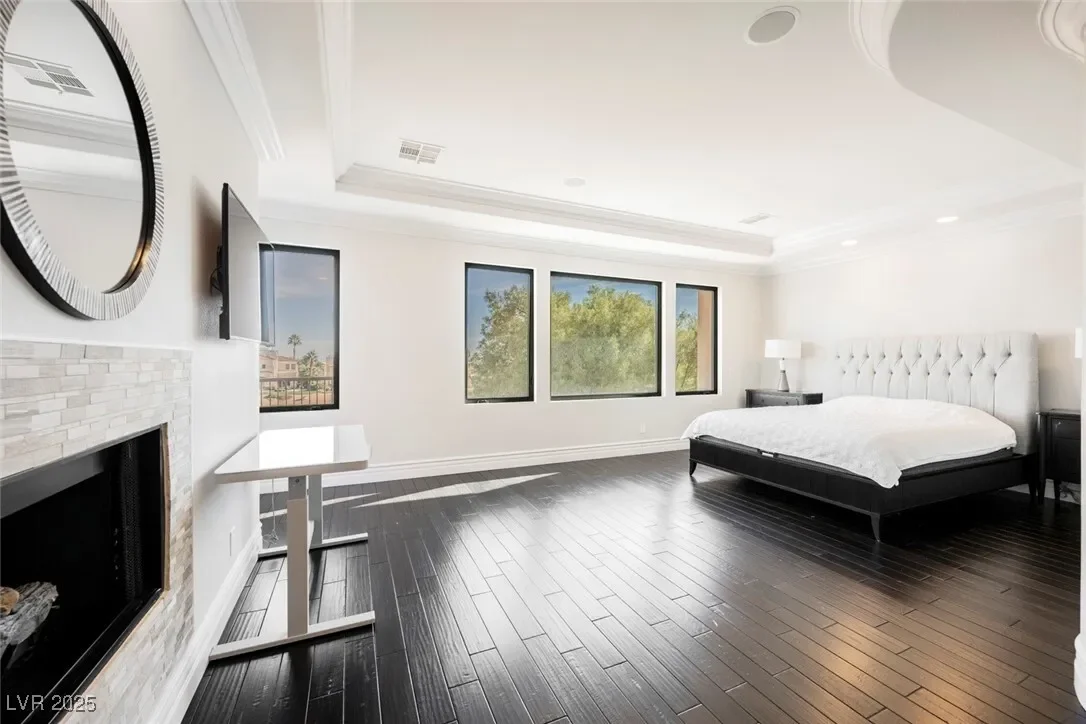 Gallery photo 11