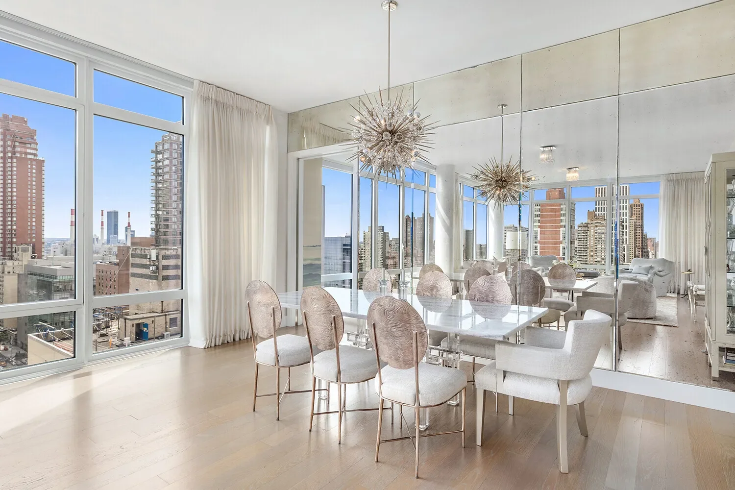 The Charles, 1355 FIRST AVE, New York, New York, United States. - Photo 6