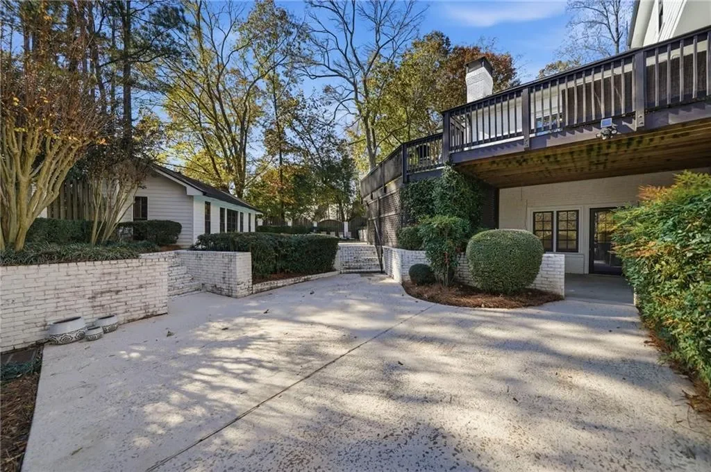 8520 Valemont Drive, Atlanta, Georgia, United States. - Photo 50