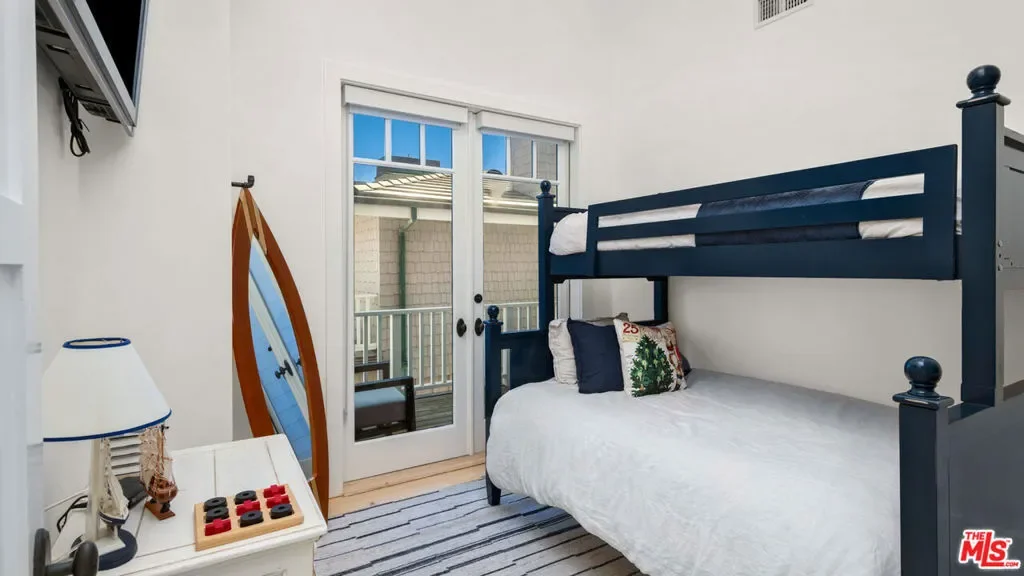 30718 Pacific Coast Highway, Malibu, California, United States. - Photo 26