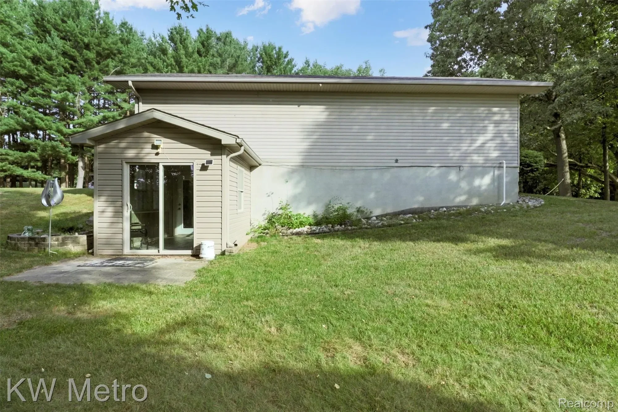 355 Dockham Road, Deerfield Township, MI 48421, Barnes Lake, Michigan, United States. - Photo 25