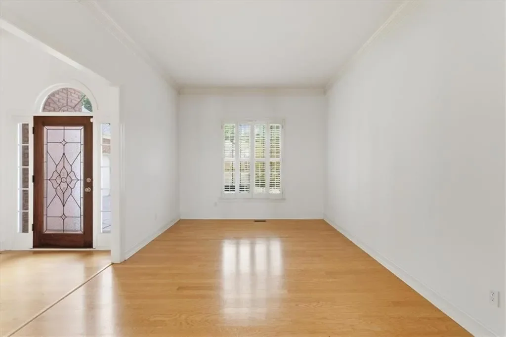Gallery photo 7