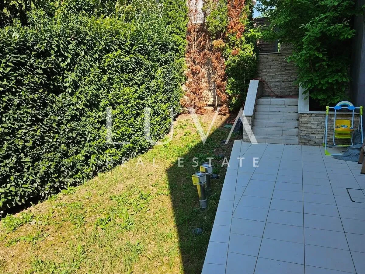 Gallery photo 2