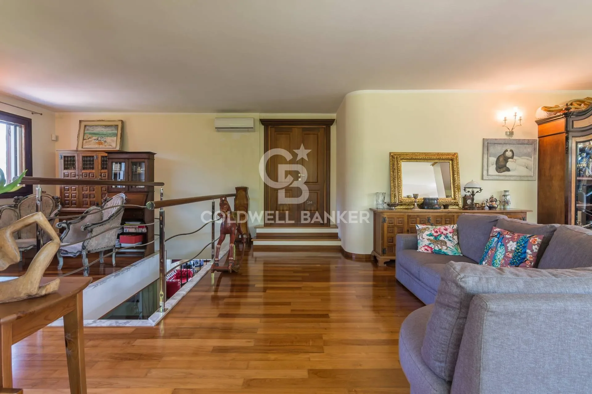 Gallery photo 10