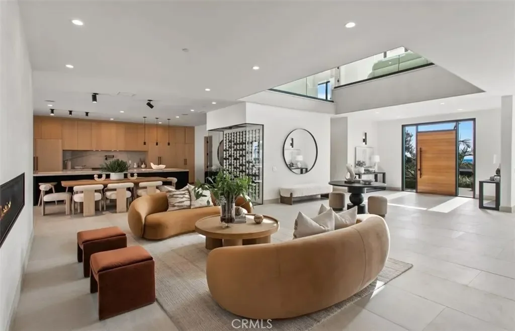 1210 Kings Rd, Newport Beach, California, United States. - Photo 24