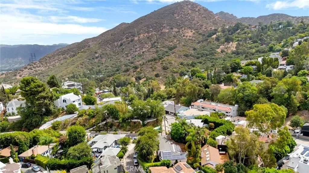3398 Floyd, Los Angeles, California, United States. - Photo 39