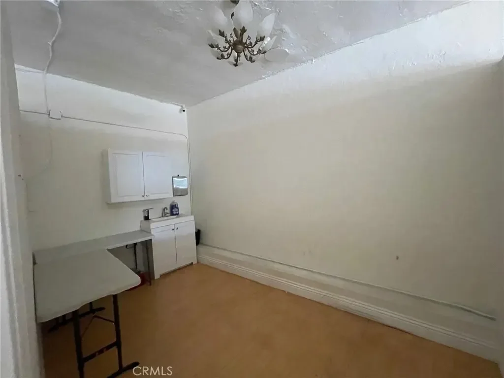 511 S Del Mar, San Gabriel, California, United States. - Photo 9