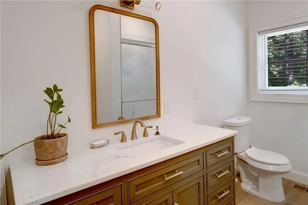211 W Oakcrest Drive, Blue Ridge, Georgia, United States. - Photo 34