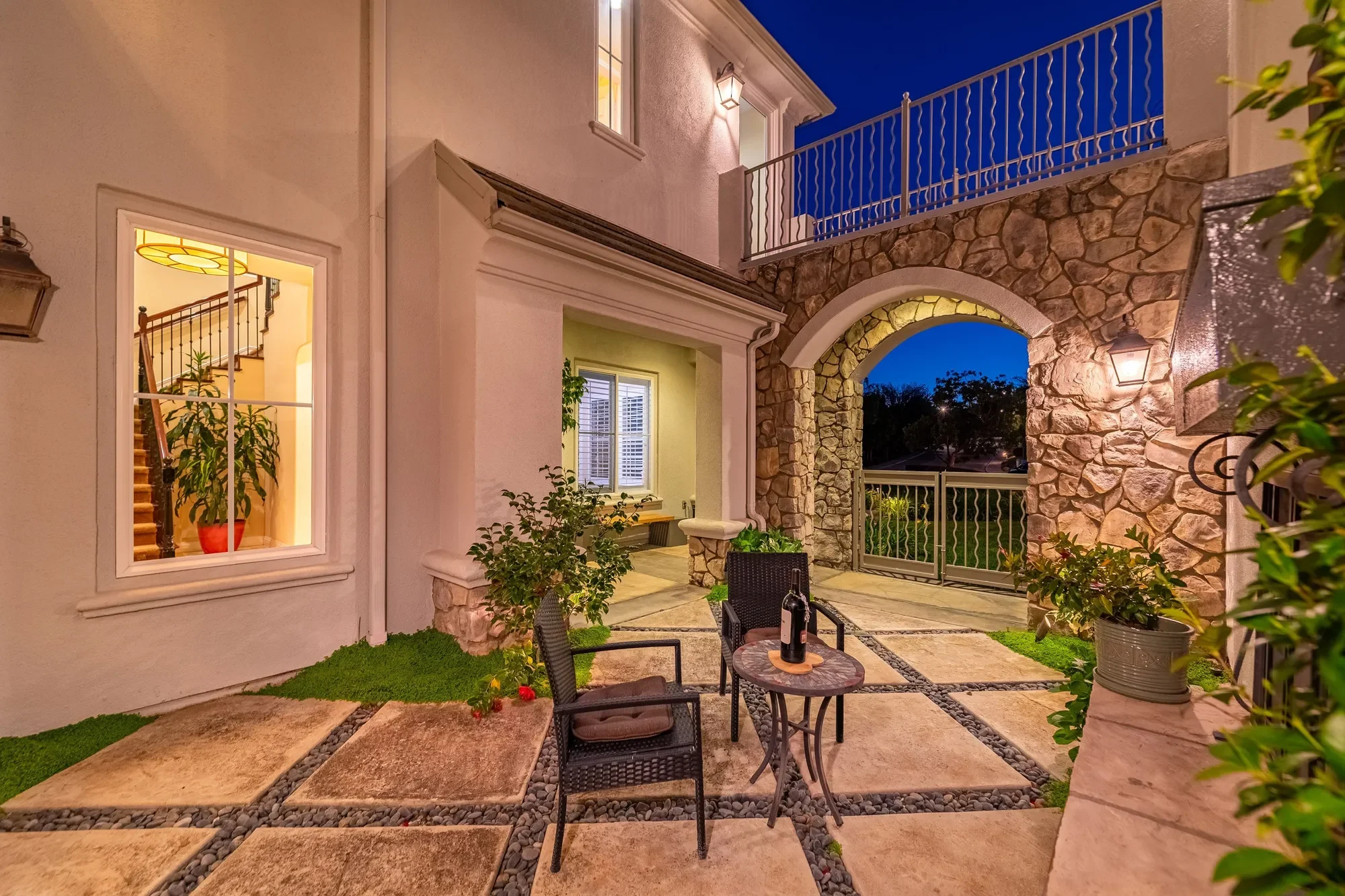 1008 N Country Club Drive, Simi Valley, CA 93065, Simi Valley, California, United States. - Photo 26