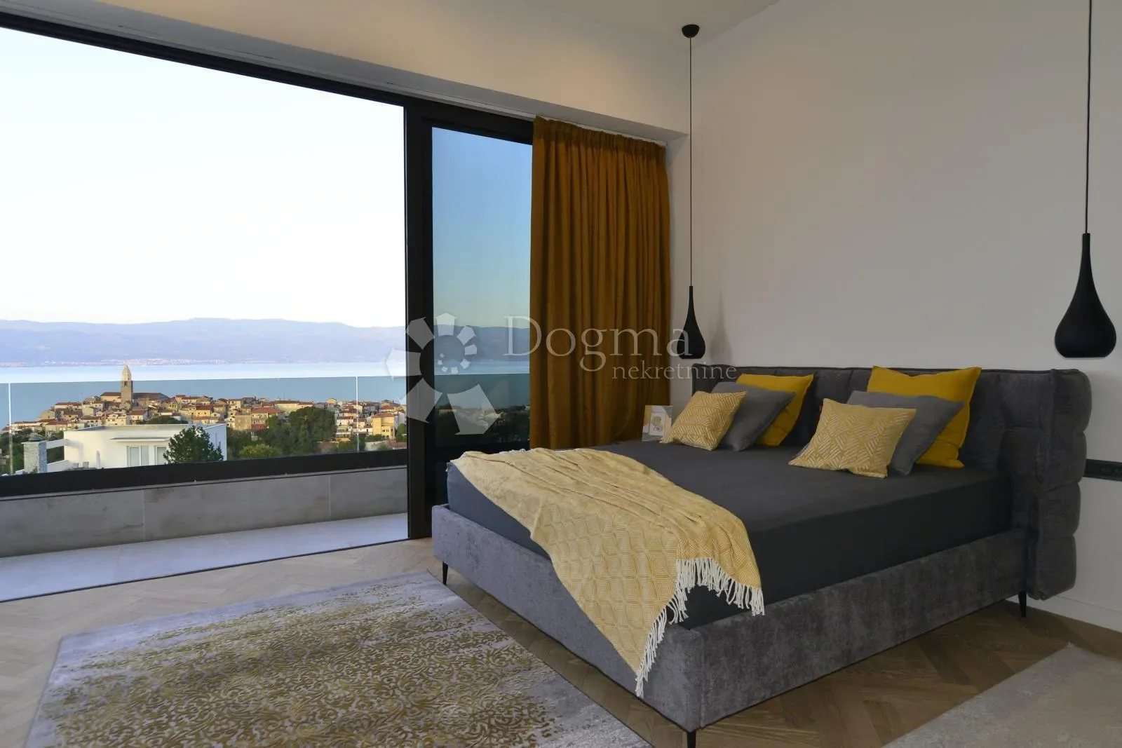 Gallery photo 10