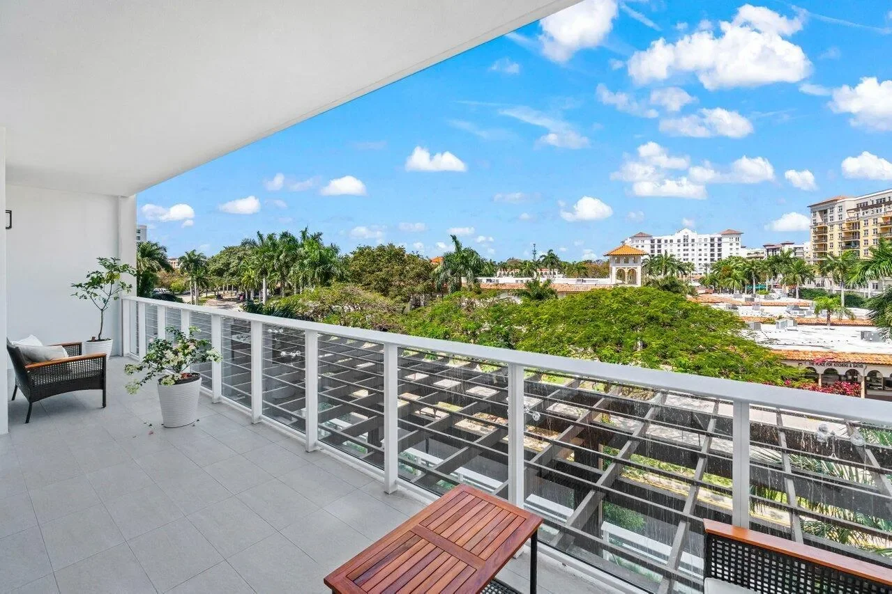 220 SE Mizner Boulevard, Boca Raton, Florida, United States. - Photo 27
