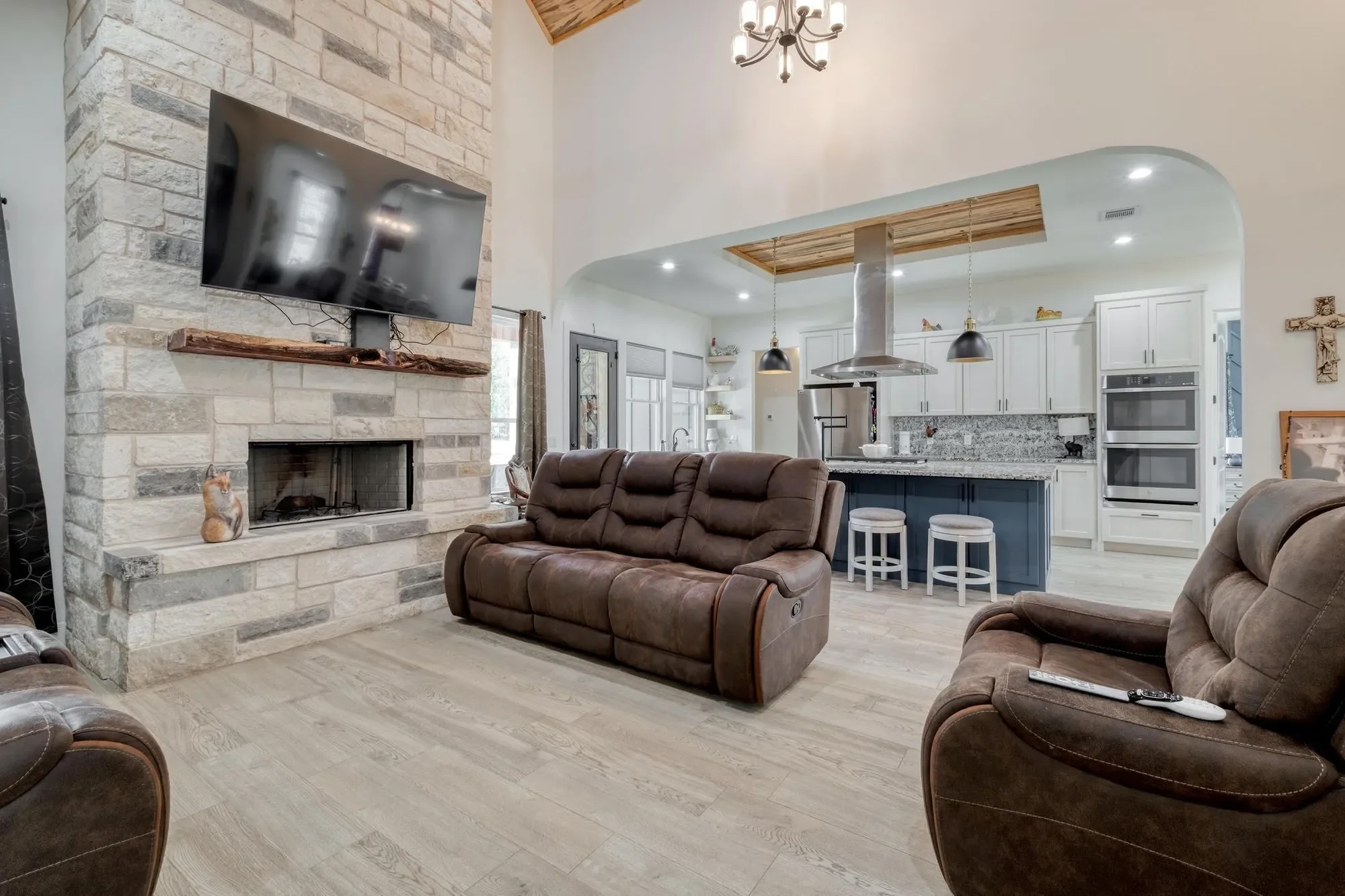1901 E State Highway 21 B, Paige, Texas, United States. - Photo 25