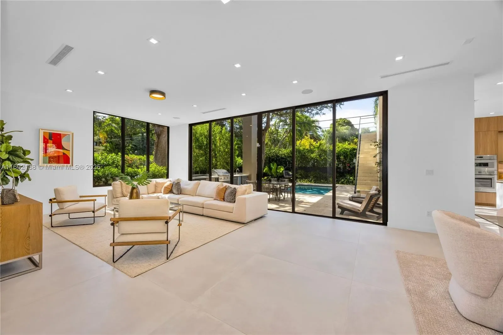 4090 Hardie Ave, Miami, Florida, United States. - Photo 15