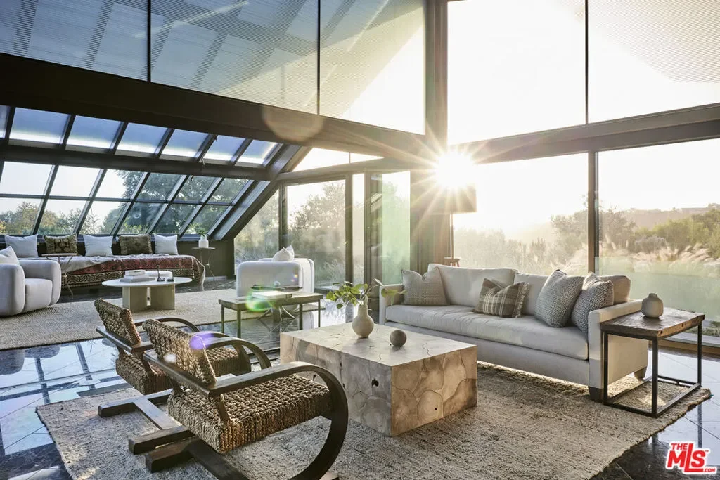 5900 Bonsall Drive, Malibu, California, United States. - Photo 20