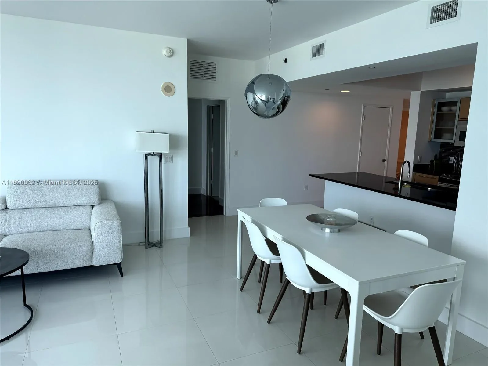 950 Brickell Bay Dr, #3710, Miami, Florida, United States. - Photo 39