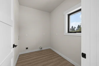 Thumbnail 24