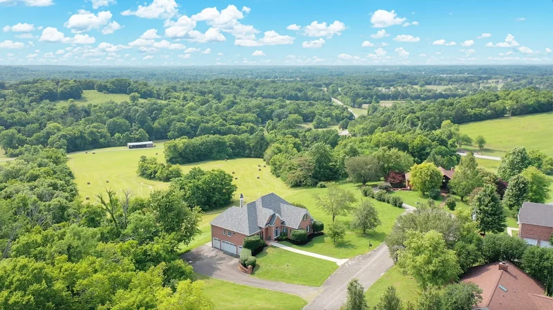 119 Crestland Cir, Shelbyville, Tennessee, United States. - Photo 19