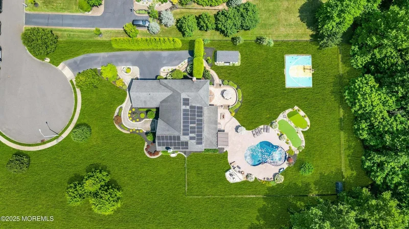 11 Brian Court, Farmingdale, New Jersey, United States. - Photo 75