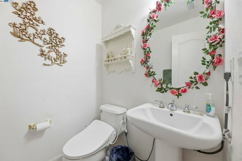 1136 Taraya Ter, Hercules, California, United States. - Photo 11