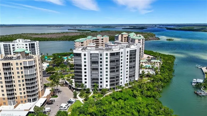 4142 Bay Beach LN, Fort Myers Beach, Florida, United States. - Photo 16