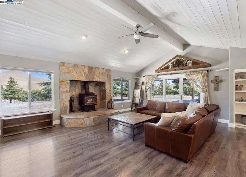 8191 Highland Rd, Livermore, California, United States. - Photo 3