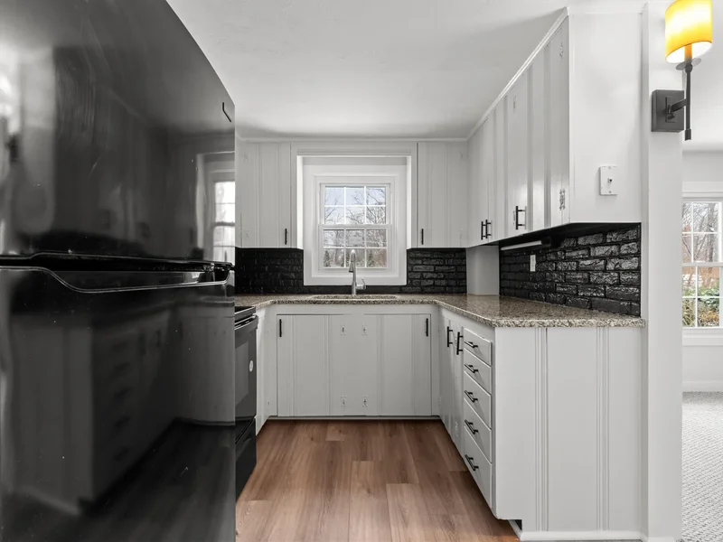 28 Crestview Drive , Westborough, MA 01581, Westborough, Massachusetts, United States. - Photo 2