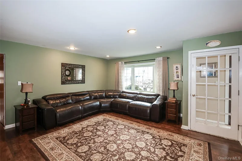 1817 Gardenia Avenue, North Merrick, NY 11566, Merrick, New York, United States. - Photo 6